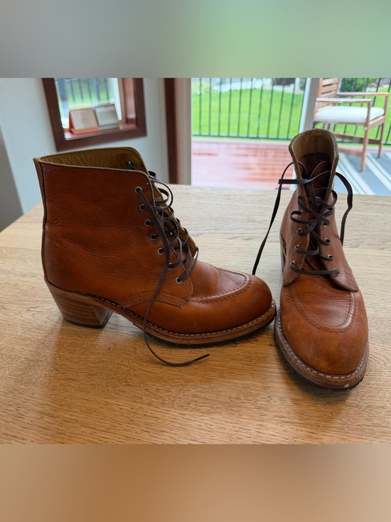 Red Wing Shoes Shoes - Red Wing Shoes Tan Leather Lace-Up Work Boots